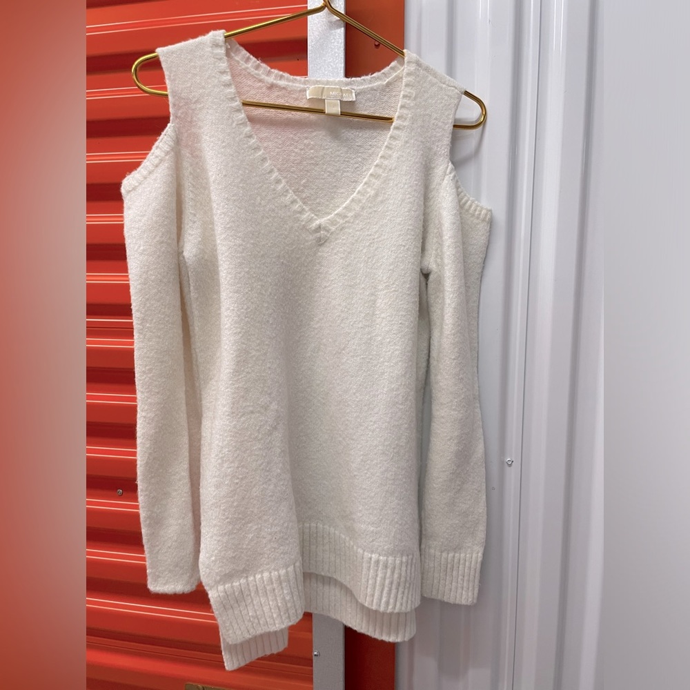 Michael Kors Cold Shoulder White sweater with sewn in metal brand tag